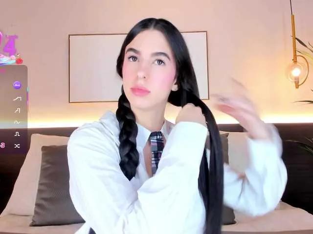 Offline SolAvelar on BongaCams