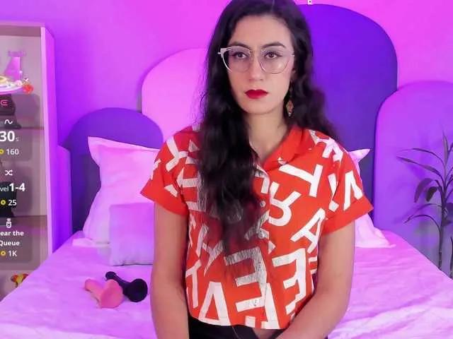 Freechat SophieGomez2 on BongaCams