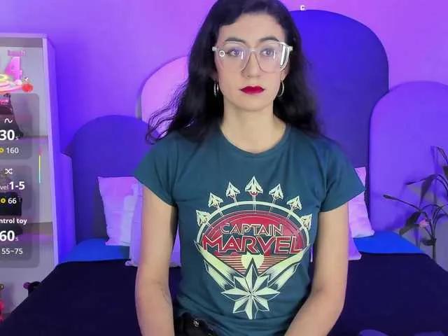 Freechat SophieGomez2 on BongaCams