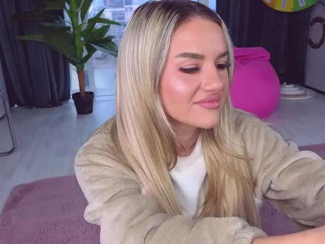 Freechat SpoilM3Mor3 on BongaCams