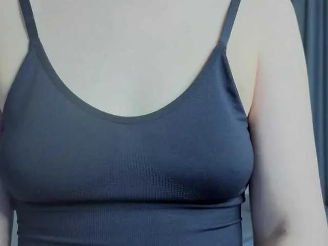 Freechat spooky-tyan on BongaCams