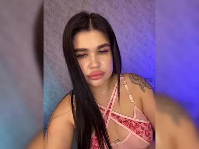 Freechat suchka-black- on BongaCams