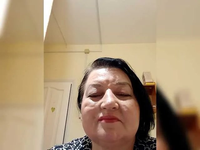 Offline SVETIKBOMBOCHKA on BongaCams