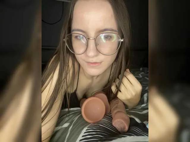 Offline sweet-kiss22 on BongaCams