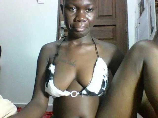 Offline Sweetchocolate on BongaCams