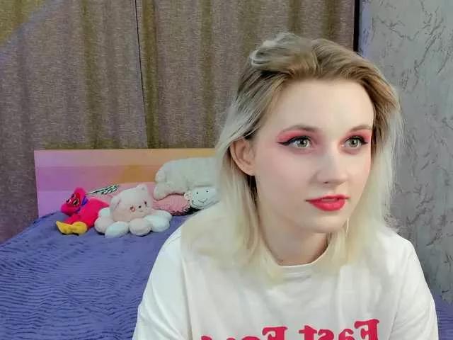 Offline sweeteRose on BongaCams