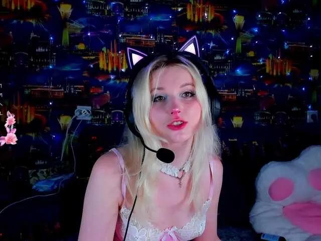 Offline sweeteRose on BongaCams