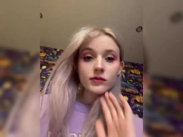 Offline sweeteRose on BongaCams