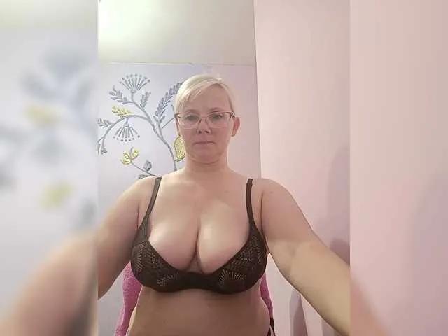 Offline Sweetie454 on BongaCams