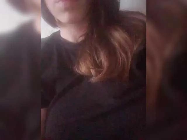 Offline TenderBerry on BongaCams