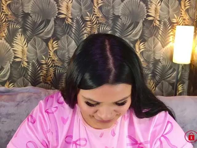 Freechat ThiccMady on BongaCams