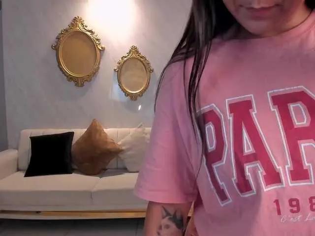 Offline ToriCross on BongaCams