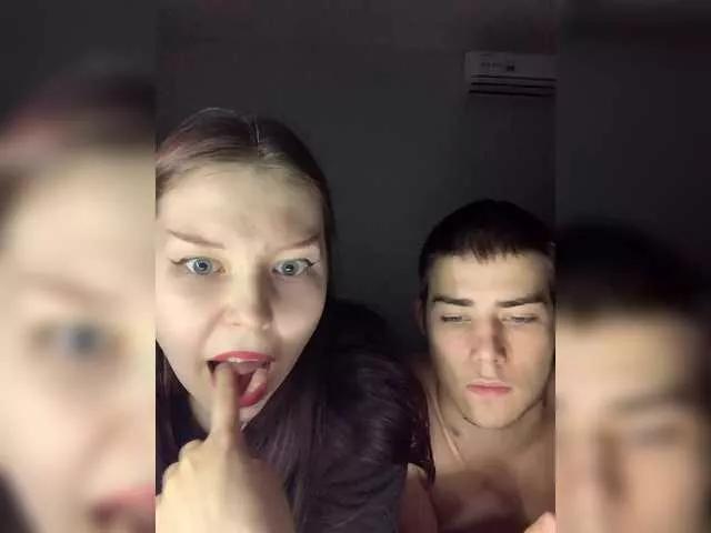 Freechat TUYA2 on BongaCams