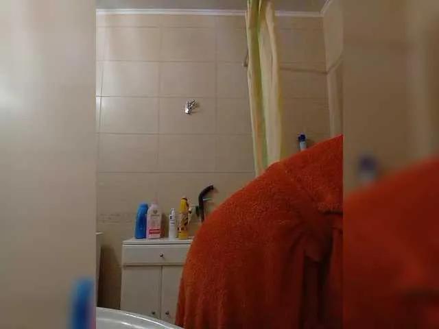 Offline ula2015 on BongaCams