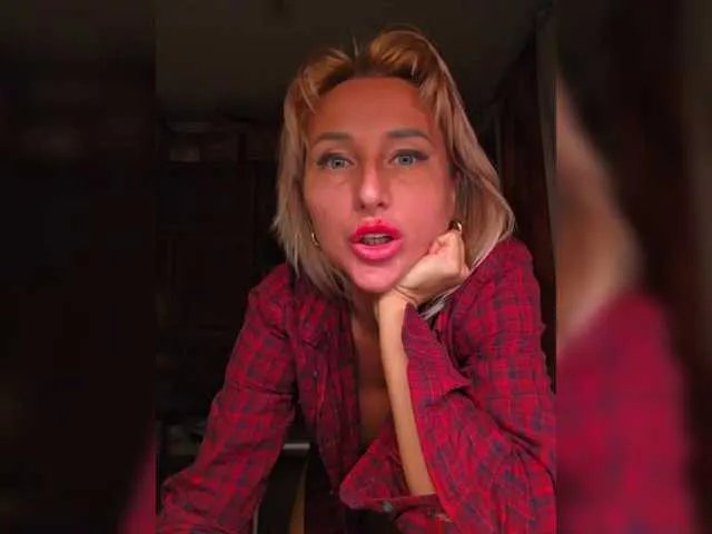 Valeriah on BongaCams