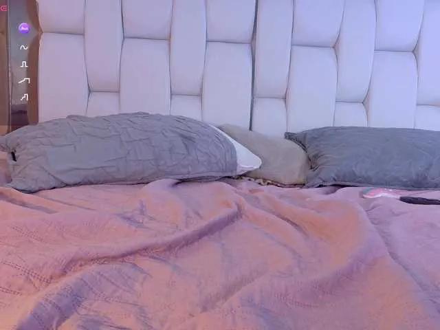 Offline valkiriamoore on BongaCams