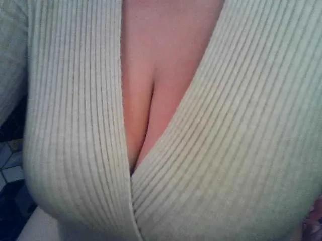 Offline VeronicaChica on BongaCams