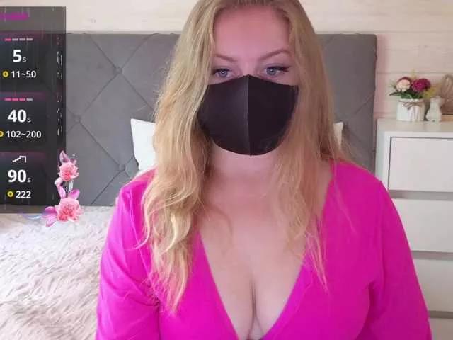 Offline Victoria- on BongaCams