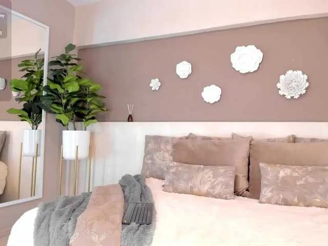 BongaCams VictoriaShelby is Freechat VictoriaShelby — I love fun, daring, sincere and talkative people, do you like to be daring? You are in the right place