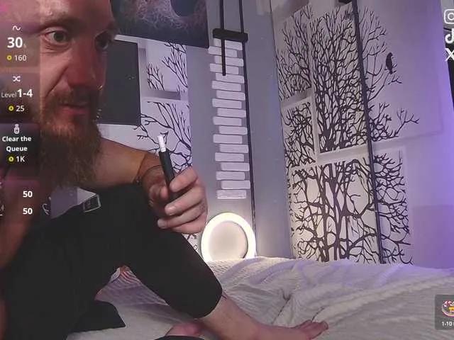 Offline Vik1One1 on BongaCams