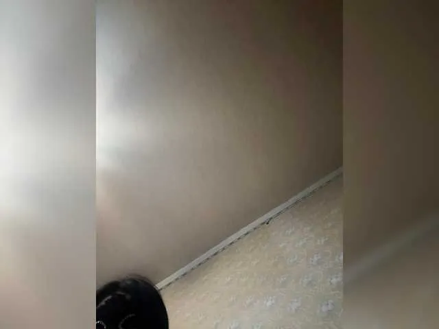 Offline Vika-62 on BongaCams