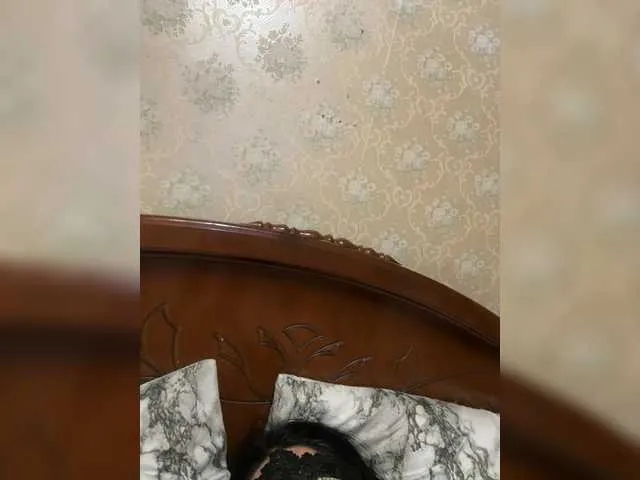 Offline Vika-62 on BongaCams