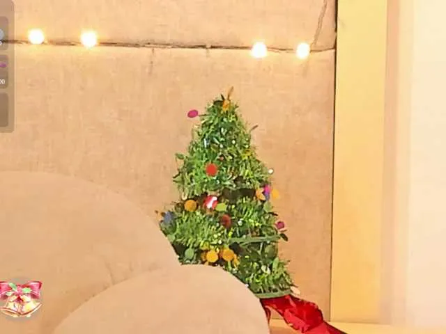 Offline violethilton on BongaCams