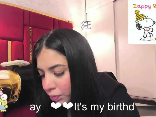 Freechat violetsmith on BongaCams