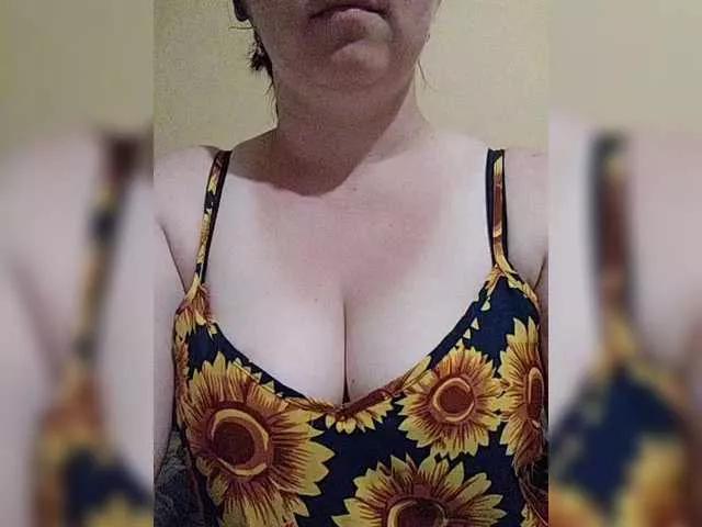 Offline Vitalina272127 on BongaCams