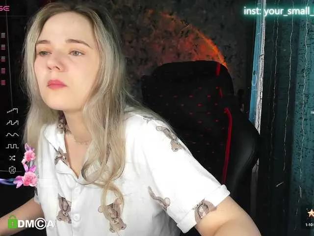 Offline your-small-bunny on BongaCams