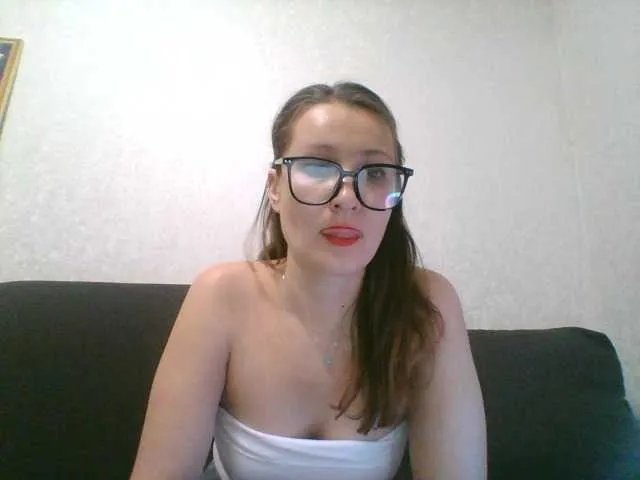 Offline Yulia777 on BongaCams