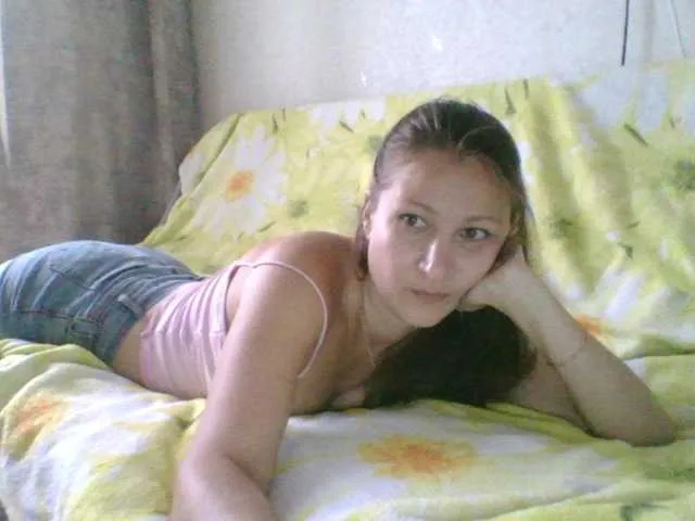 Offline Yulia777 on BongaCams
