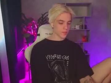 abslut — GOAL: CUMSHOW [990 tokens remaining] Welcome im Fall Season^^ #bigcock #twink #young #gay #18