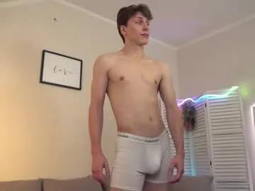 Freechat adrian_di on Chaturbate