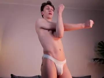 Freechat adrian_di on Chaturbate