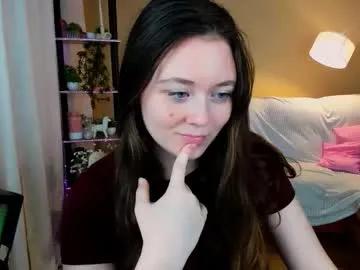 Freechat alluringeyess on Chaturbate