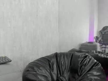 Freechat almazz_ on Chaturbate