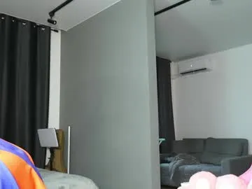 Freechat amilia4u on Chaturbate