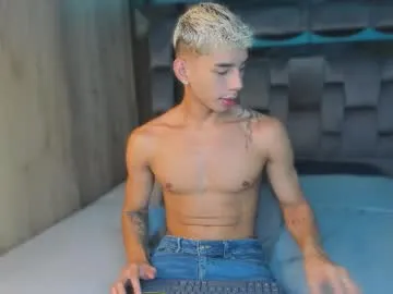 Freechat andrew_twink18 on Chaturbate