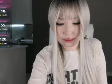 Freechat angelina_key on Chaturbate