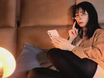 Freechat angelinepossy on Chaturbate