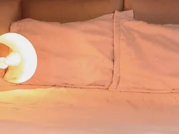 Freechat angelinepossy on Chaturbate