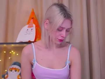 Freechat angelkissie on Chaturbate