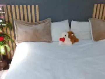 Freechat annie_volker on Chaturbate