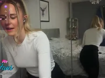 Freechat april_flix on Chaturbate