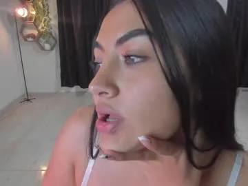 Freechat artemis_020 on Chaturbate