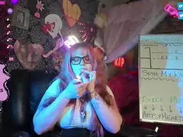 Chaturbate artsyheartsyy is Freechat artsyheartsyy — Happy Fridayyyyy! #sph #cuck #findom #goddess #feet #bigbooty #bigboobs