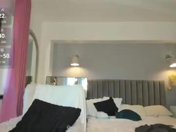 Freechat awesome_jolie on Chaturbate