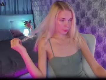 Freechat bella_stewartt on Chaturbate