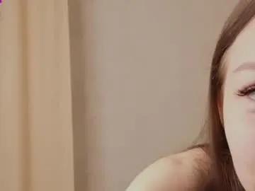 Freechat blushinbloom on Chaturbate